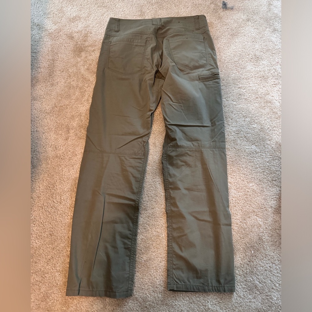 Men’s Kuhl pants size 30